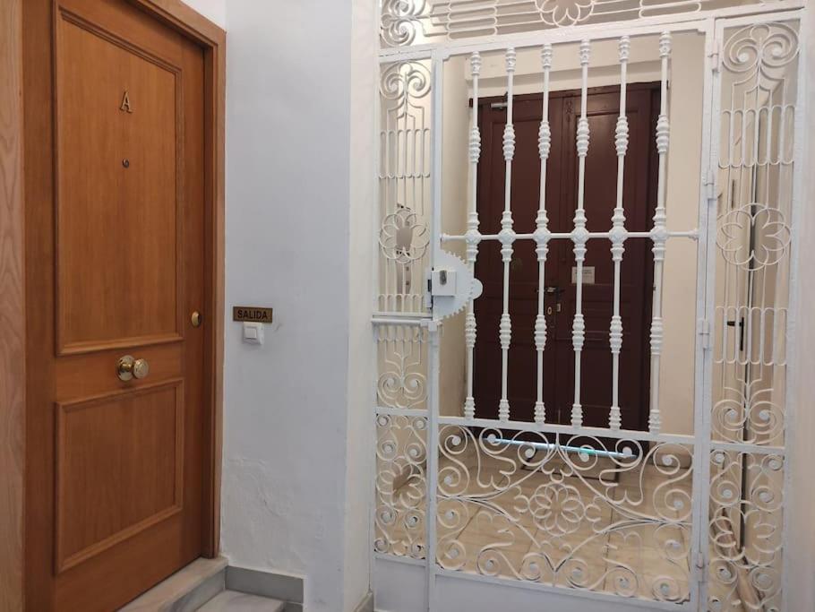 Amor De Dios 30 Sevilha Exterior foto
